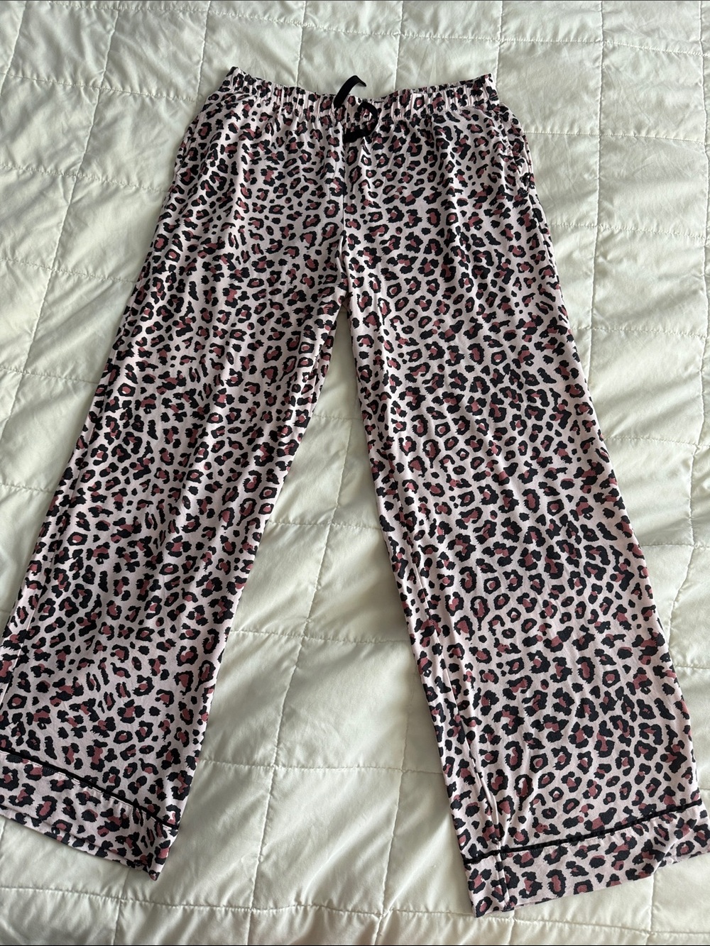 Victoria's Secret Pink Leopard Print Pajama Pants
